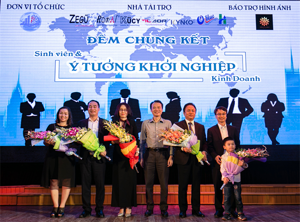 CEO Trần Văn Lê vinh dự được mời ngồi “ghế nóng” giám khảo đêm chung kết “Sinh viên và ý tưởng Khởi nghiệp” 2018